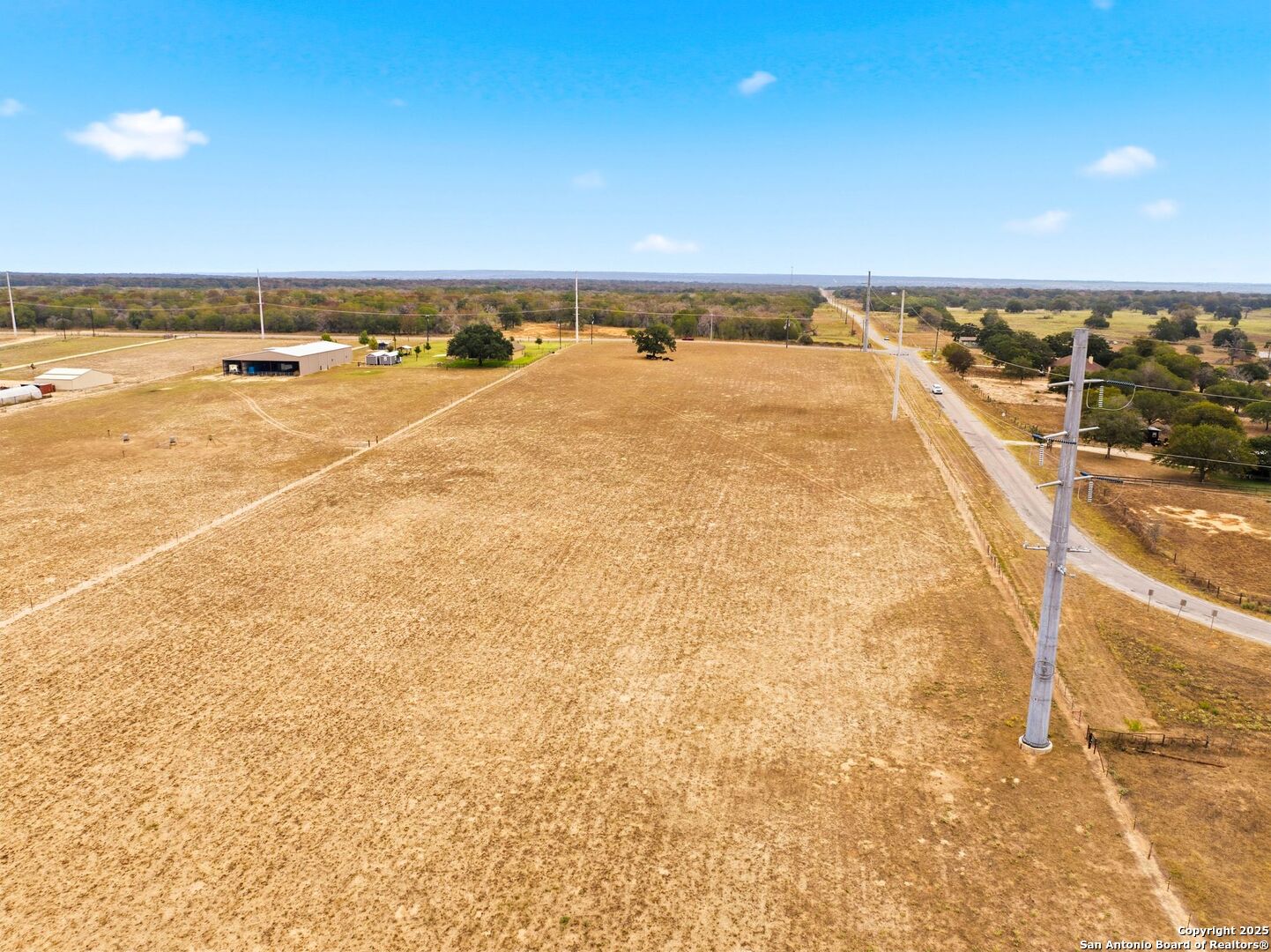 101 County Road 319 La Vernia TX 78121