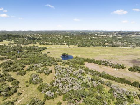 Tract 6 - 26 Seewald Boerne TX 78006