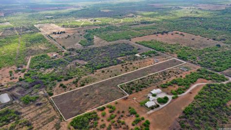 0 W County Road 640 Yancey TX 78886