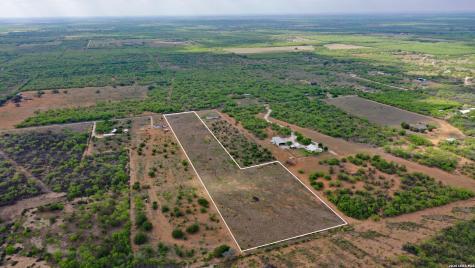 0 W County Road 640 Yancey TX 78886