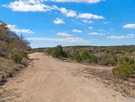 189 Table Rock Helotes TX 78023