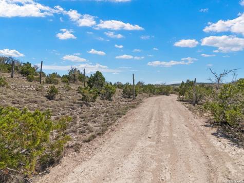 189 Table Rock Helotes TX 78023