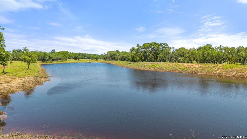 18 Coastal Loop Johnson City TX 78636
