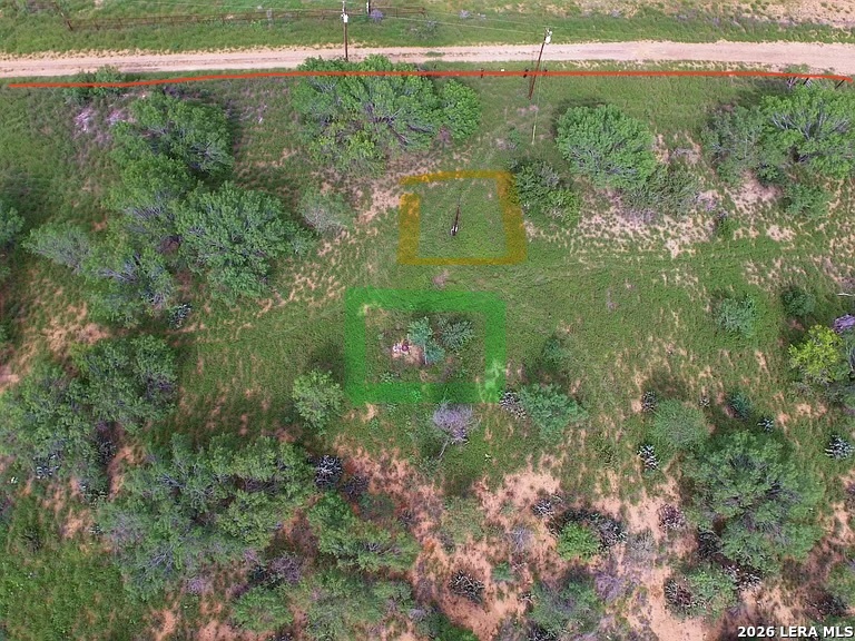 1260 County Road 345 Charlotte TX 78011
