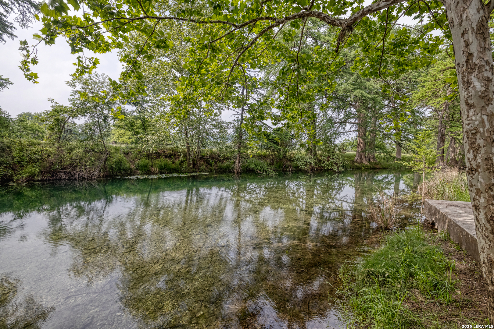 000 Leinweber Drive Leakey TX 78873