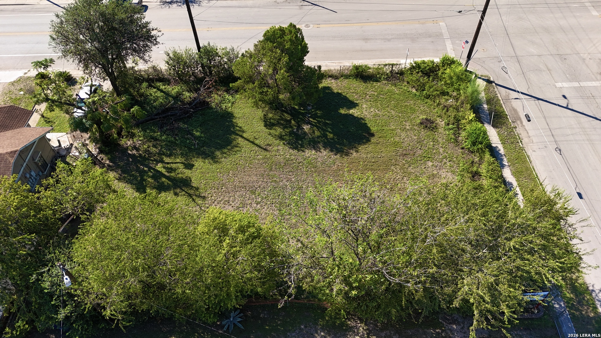 1753 W Poplar San Antonio TX 78207