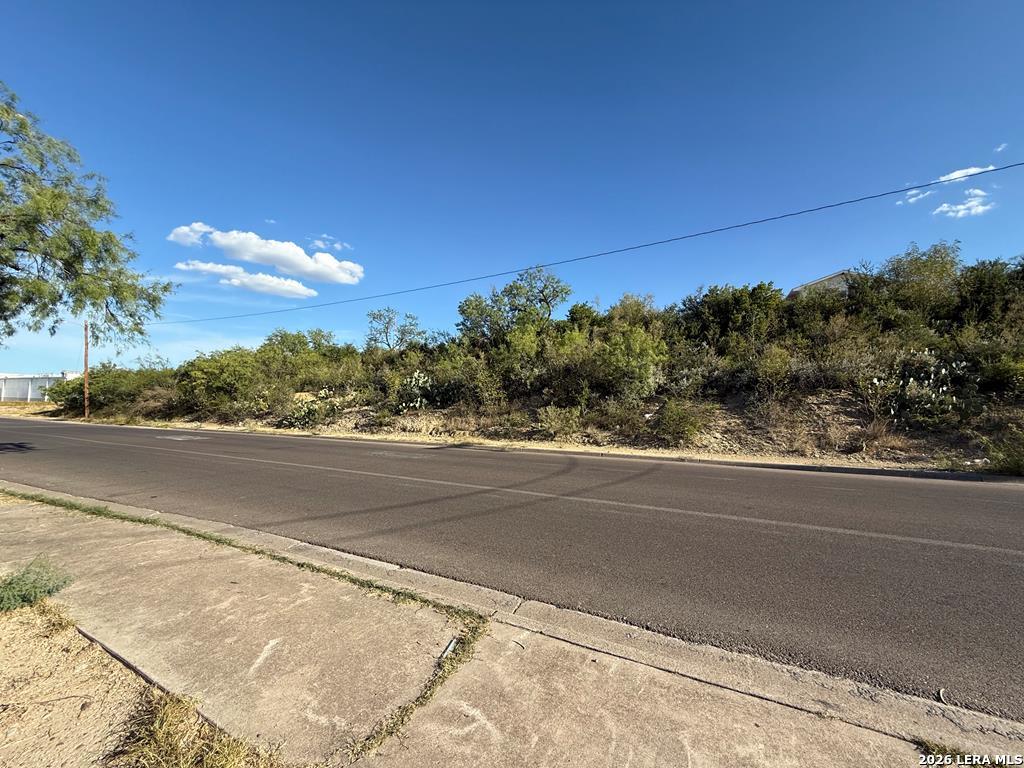 2024 Quarry Street Eagle Pass TX 78852