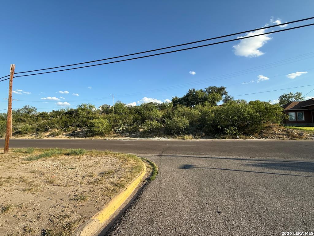 2024 Quarry Street Eagle Pass TX 78852