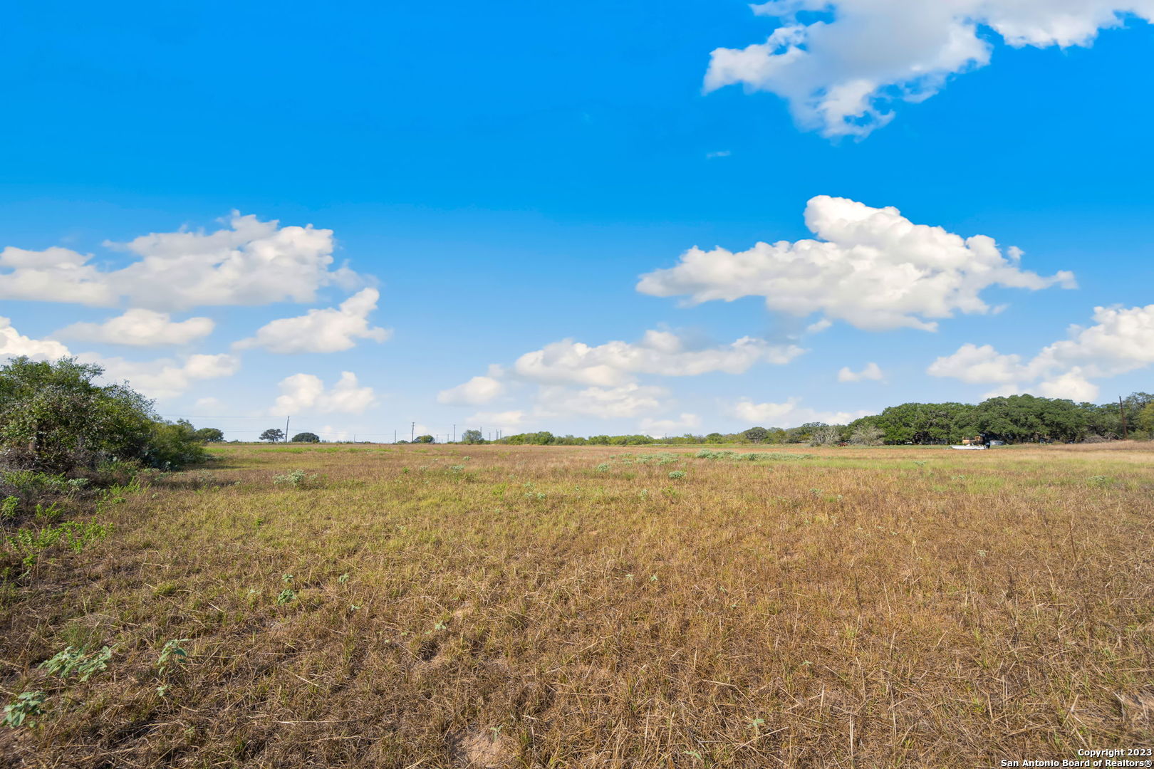 4401 Hardy Road Elmendorf TX 78112