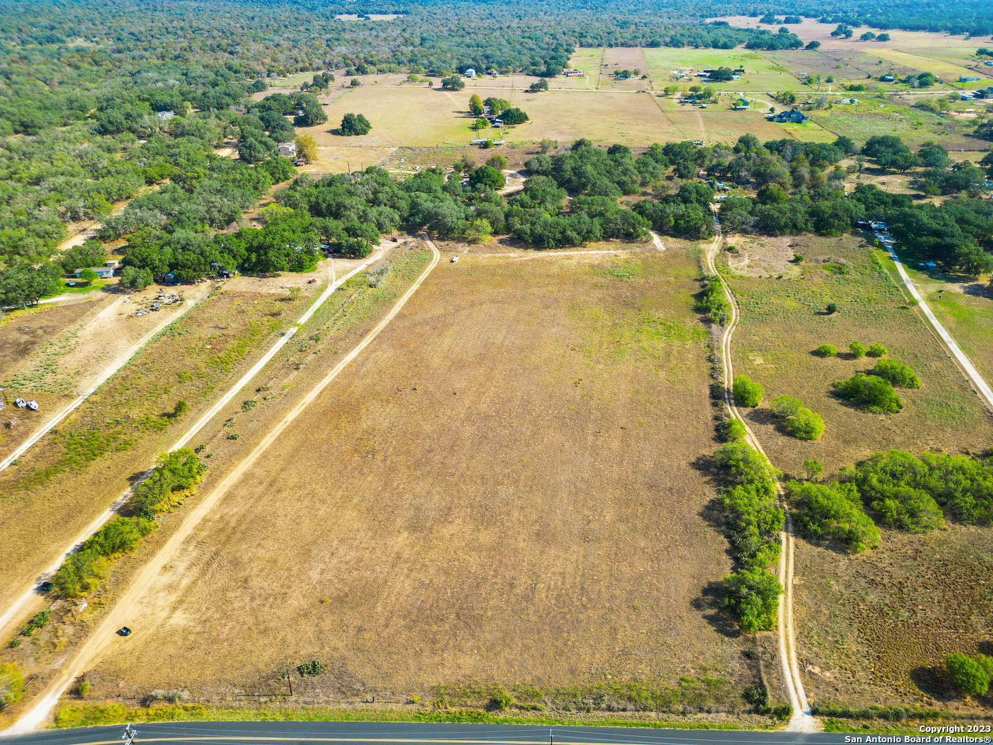 4401 Hardy Road Elmendorf TX 78112
