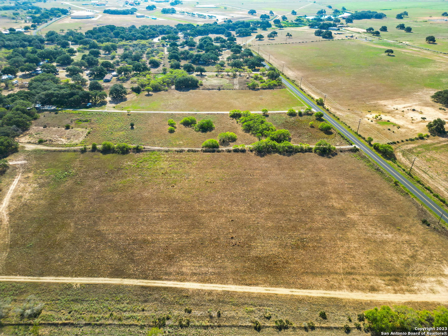 4401 Hardy Road Elmendorf TX 78112