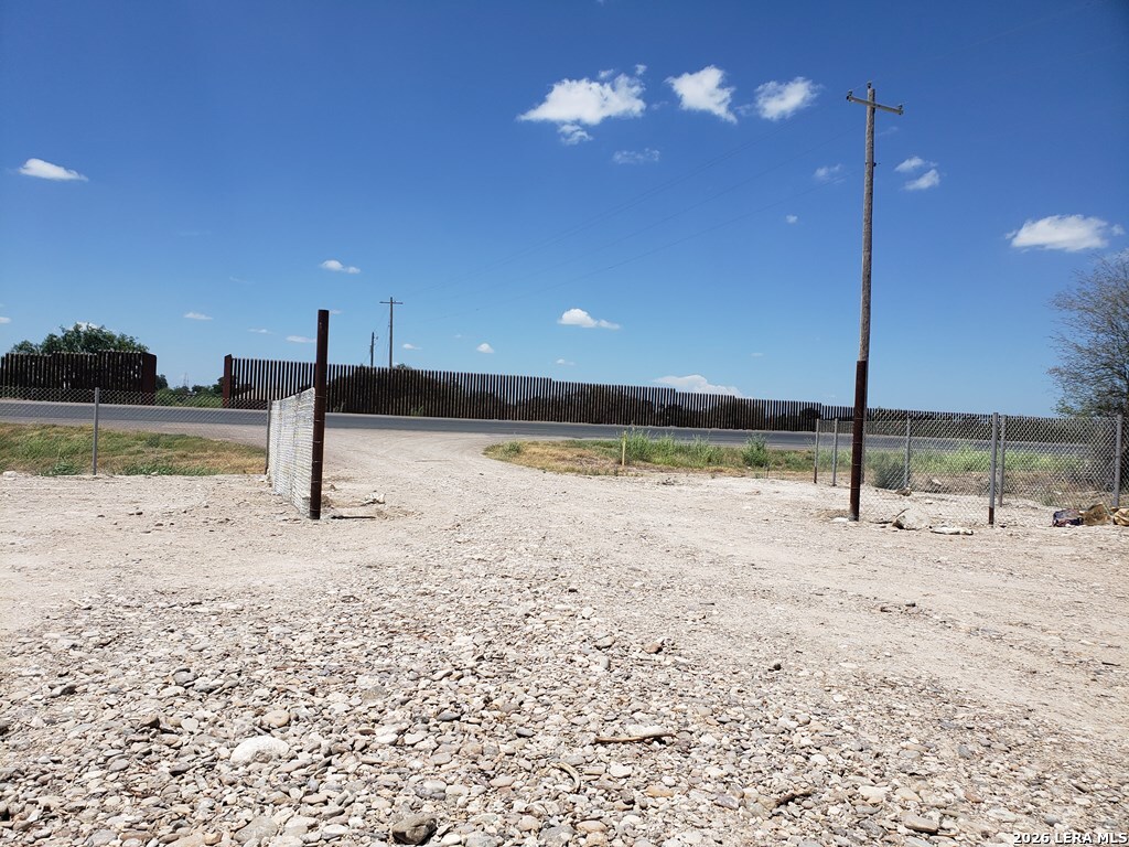 1157 State Loop 480 Eagle Pass TX 78852