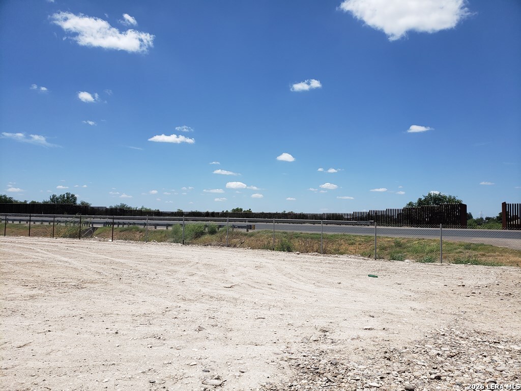 1157 State Loop 480 Eagle Pass TX 78852