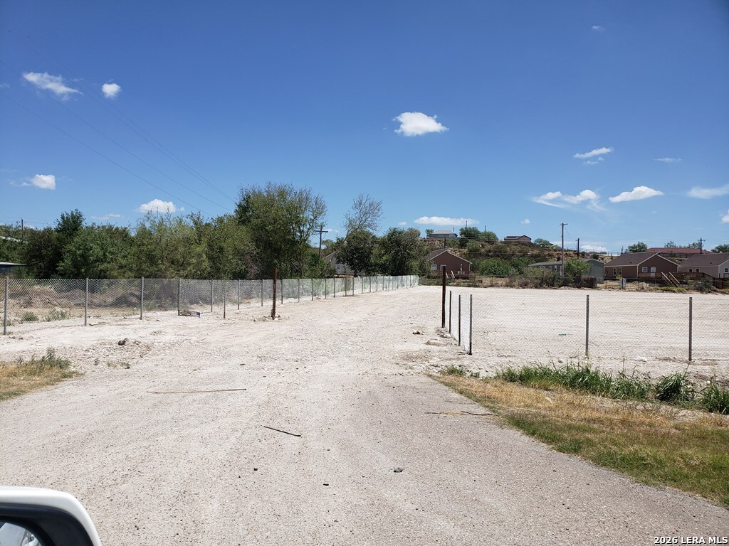1157 State Loop 480 Eagle Pass TX 78852