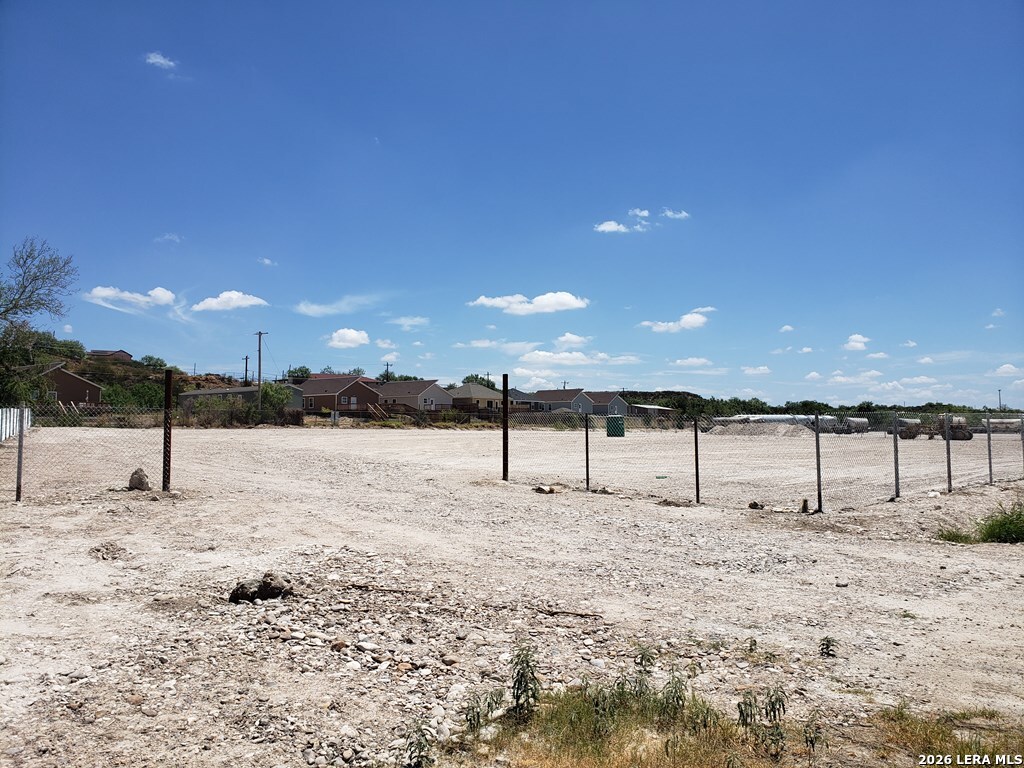1157 State Loop 480 Eagle Pass TX 78852