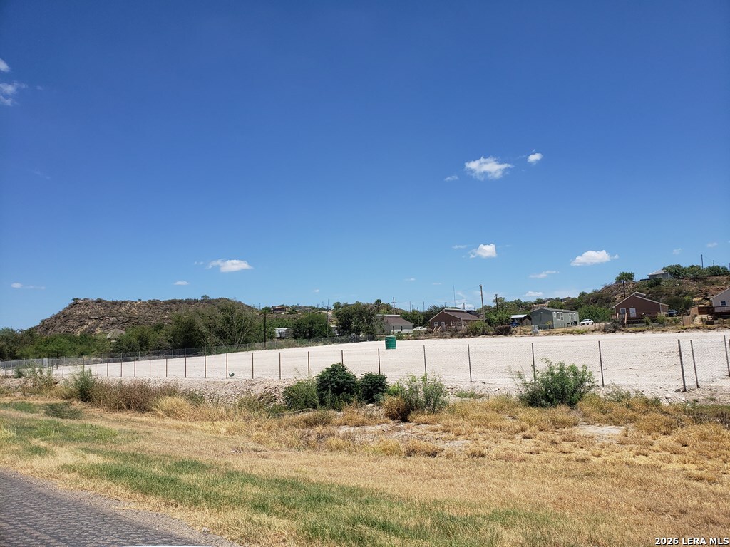 1157 State Loop 480 Eagle Pass TX 78852