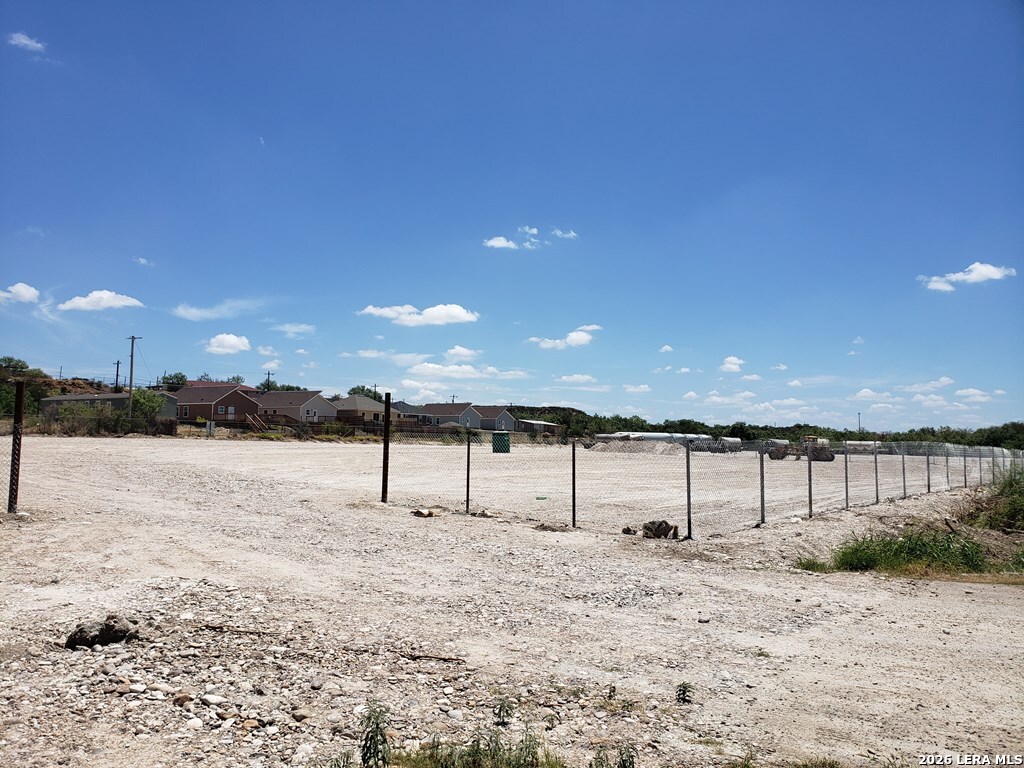 1157 State Loop 480 Eagle Pass TX 78852