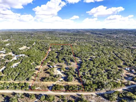 388 County Road 243 Hondo TX 78861