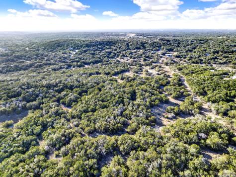 388 County Road 243 Hondo TX 78861