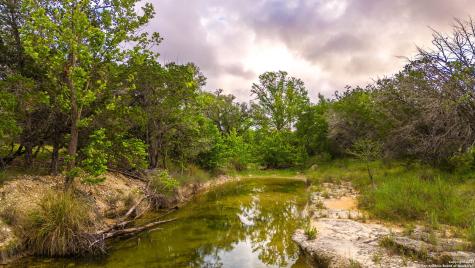 2186 Fm 470 Bandera TX 78003