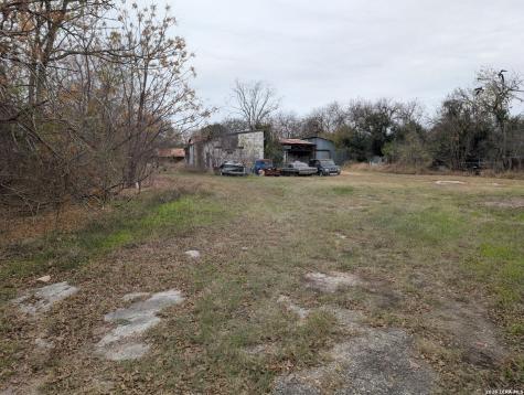 550 W Broadview San Antonio TX 78228