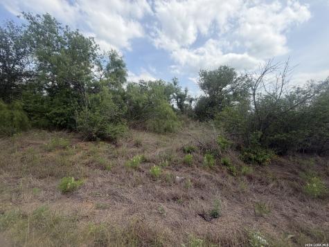 5835 Hardy Road Elmendorf TX 78112