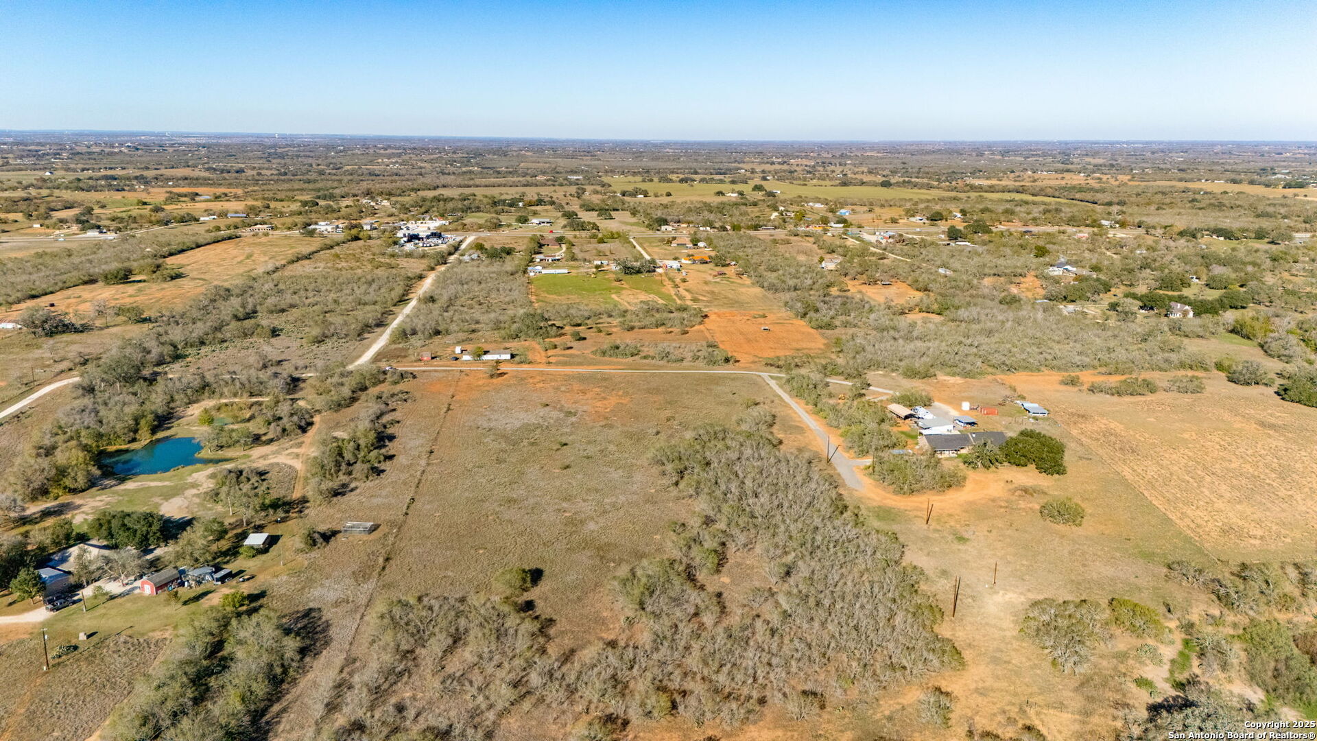 13710 Us Highway 87 Adkins TX 78101