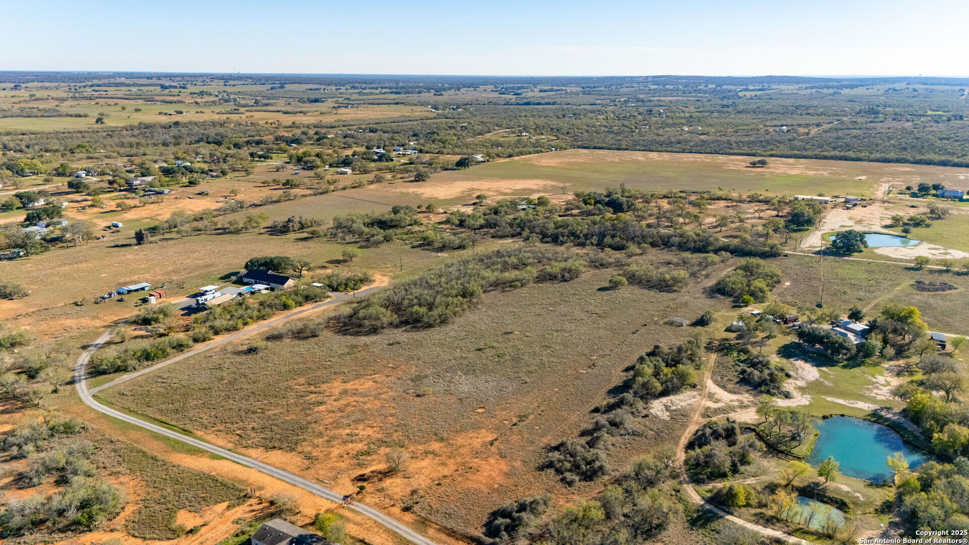 13710 Us Highway 87 Adkins TX 78101