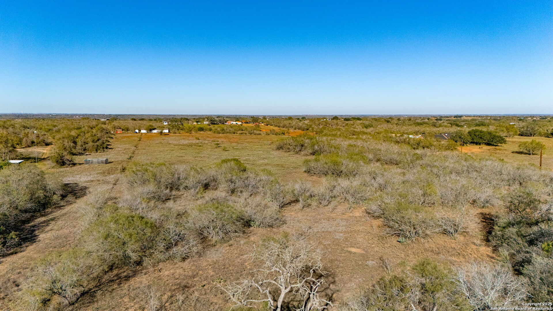 13710 Us Highway 87 Adkins TX 78101