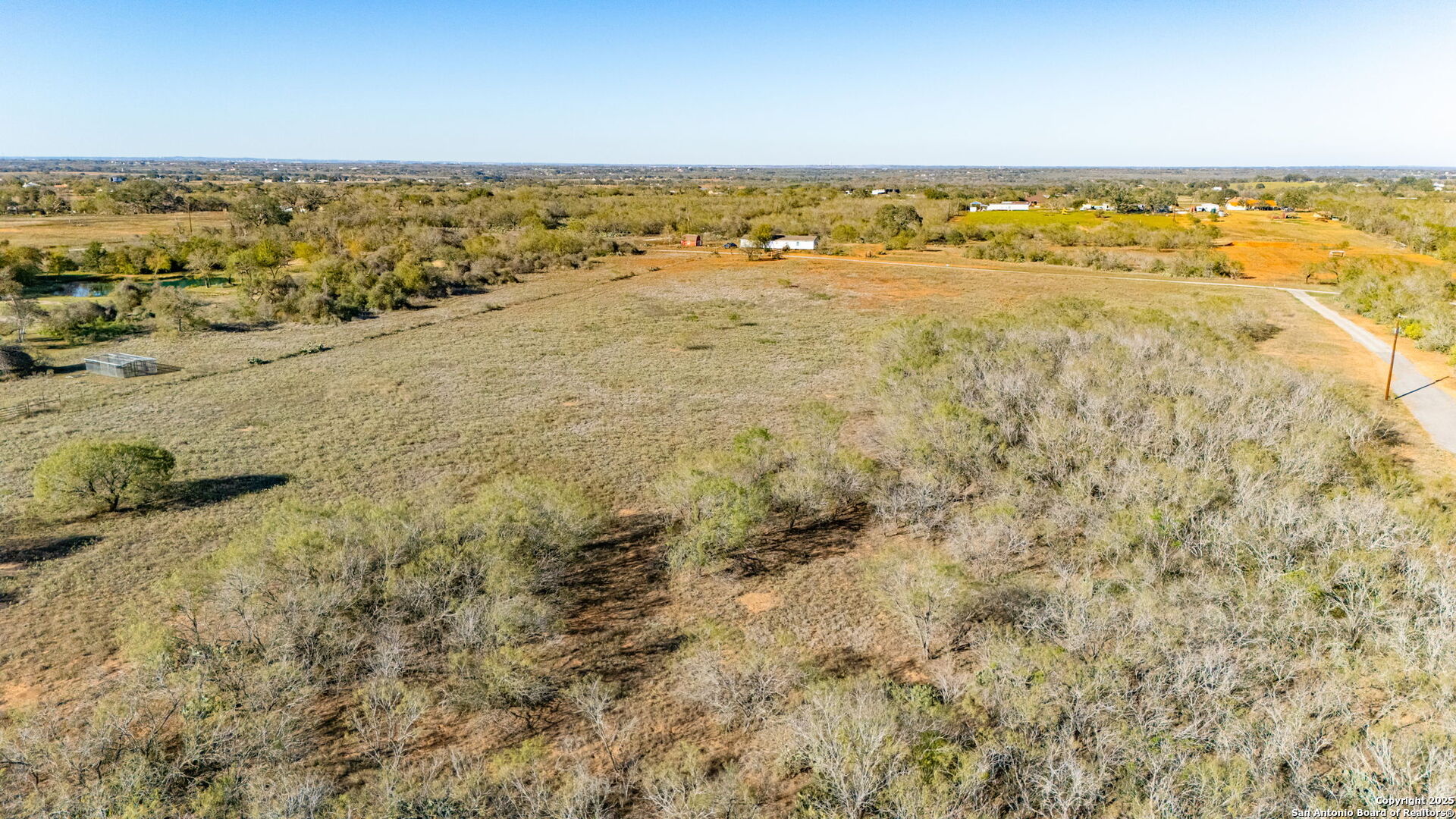 13710 Us Highway 87 Adkins TX 78101