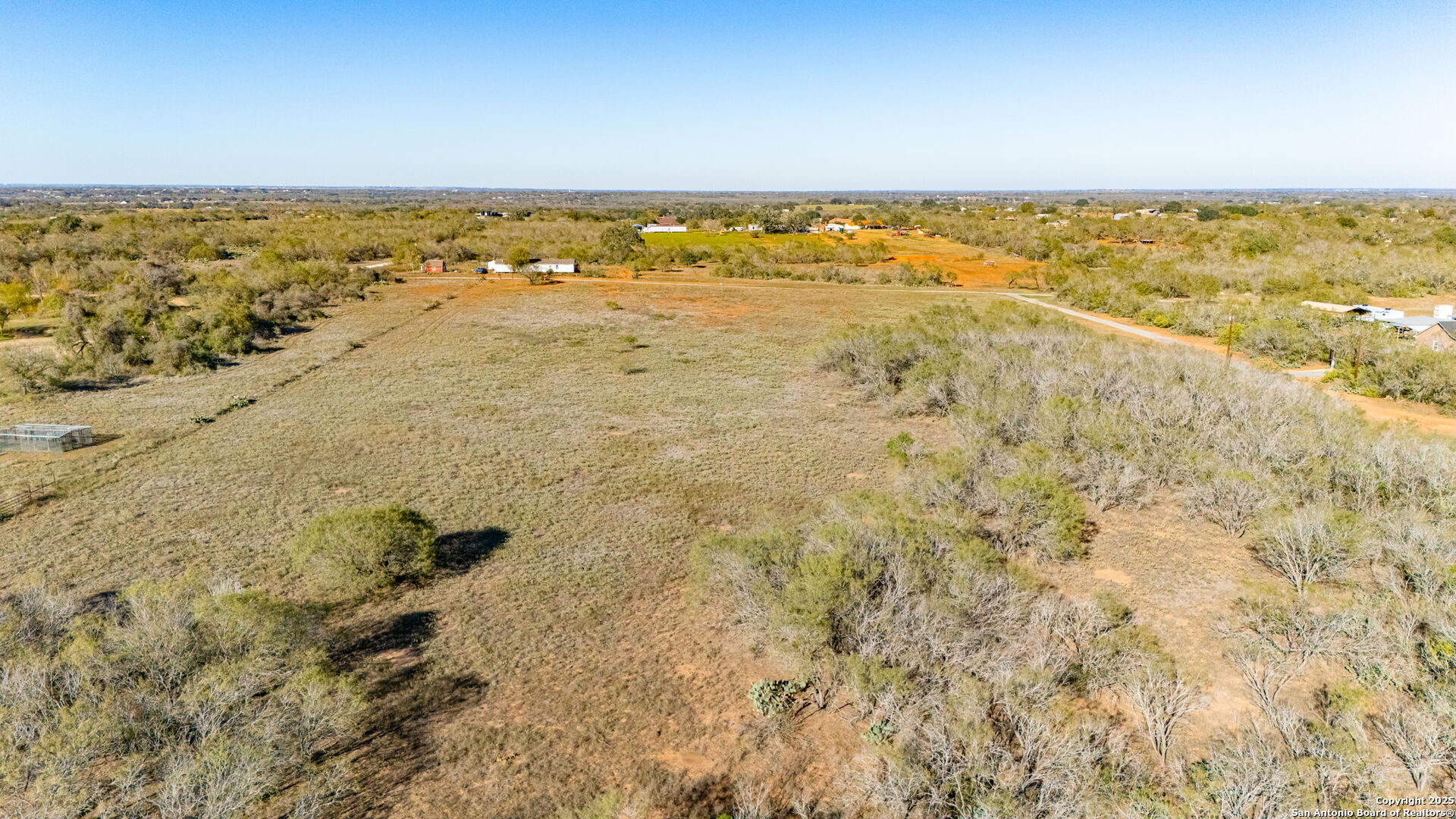 13710 Us Highway 87 Adkins TX 78101