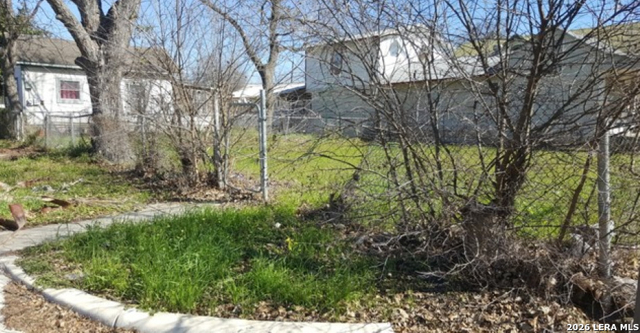 712 S Calaveras San Antonio TX 78207
