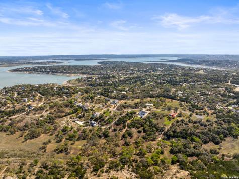 925 Kings Cove Drive Canyon Lake TX 78133