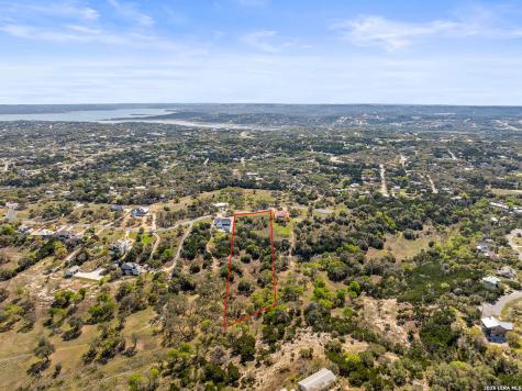 925 Kings Cove Drive Canyon Lake TX 78133