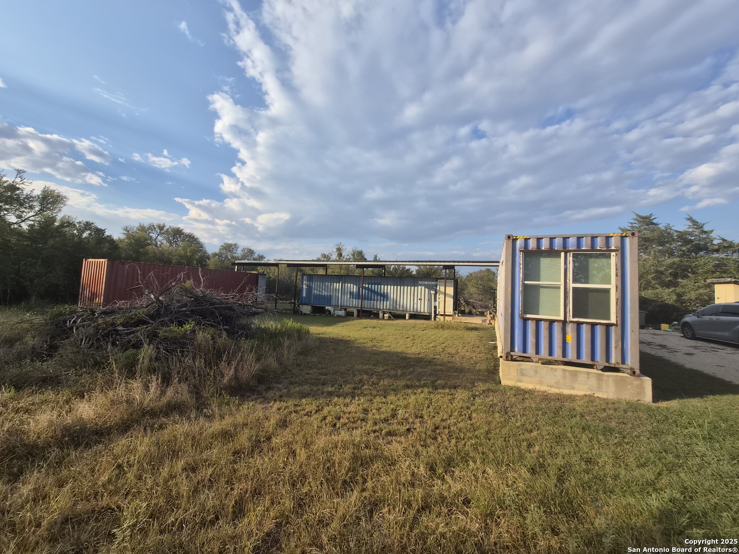 545 Spanish Oak Road Dale TX 78616