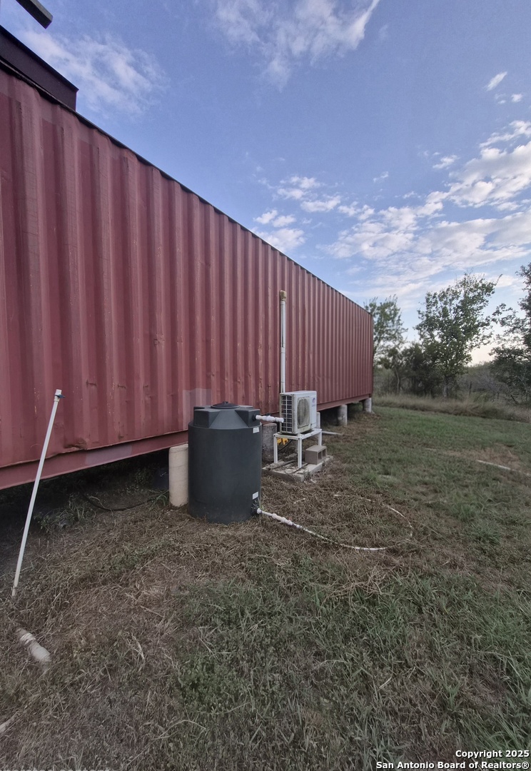 545 Spanish Oak Road Dale TX 78616