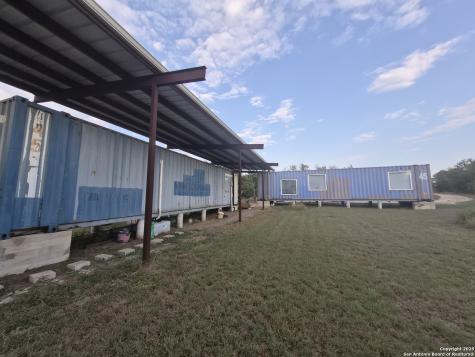 545 Spanish Oak Road Dale TX 78616