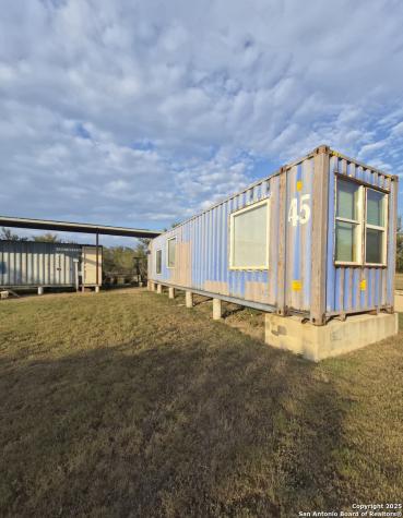 545 Spanish Oak Road Dale TX 78616