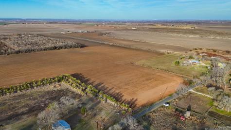 Tbd (1) County Road 5702 Natalia TX 78059