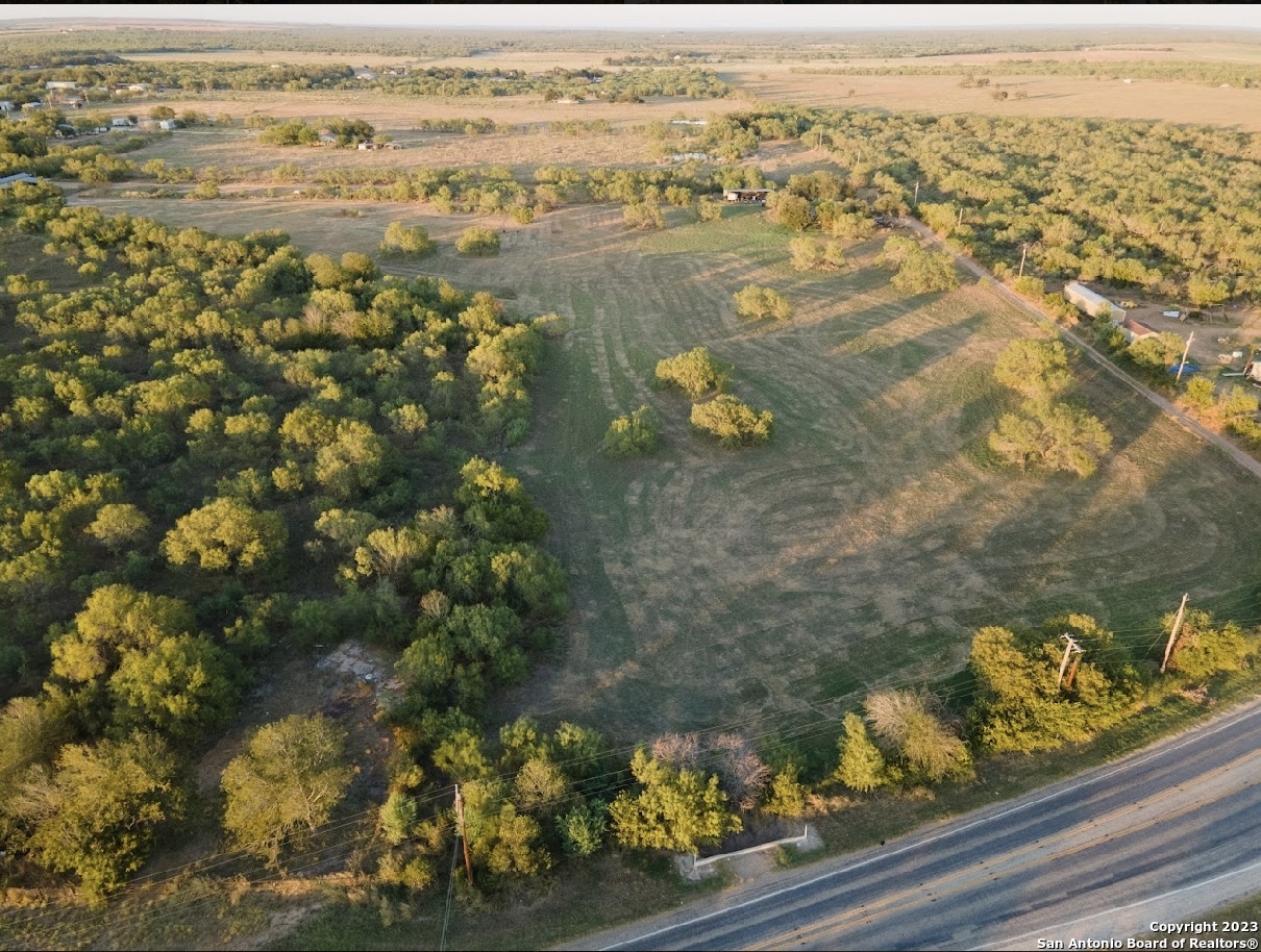 Tbd Lot 1 E Fm 140 Pearsall TX 78061