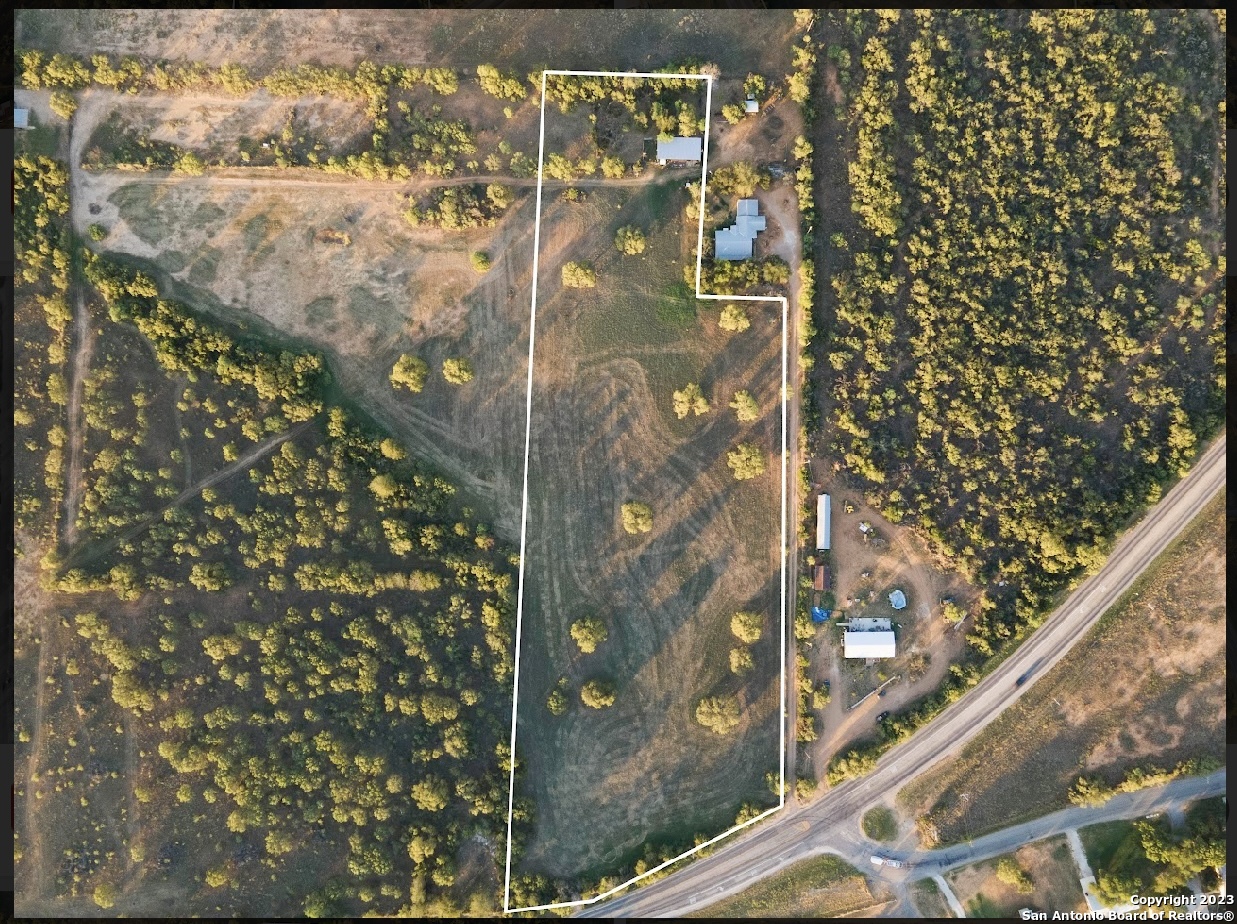 Tbd Lot 1 E Fm 140 Pearsall TX 78061