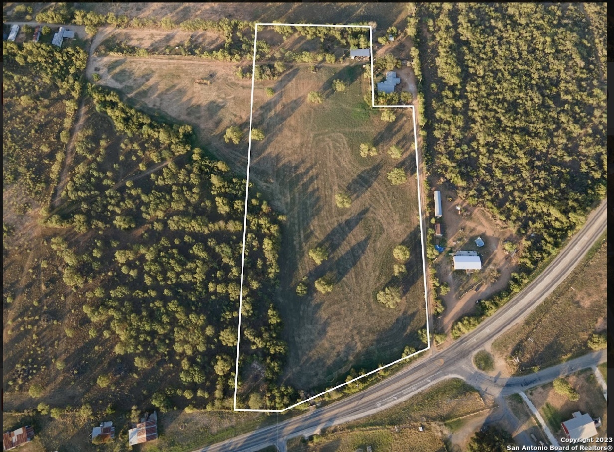 Tbd Lot 1 E Fm 140 Pearsall TX 78061