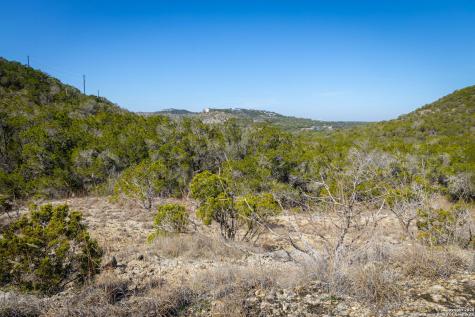 837 Crystal Peak Fischer TX 78623