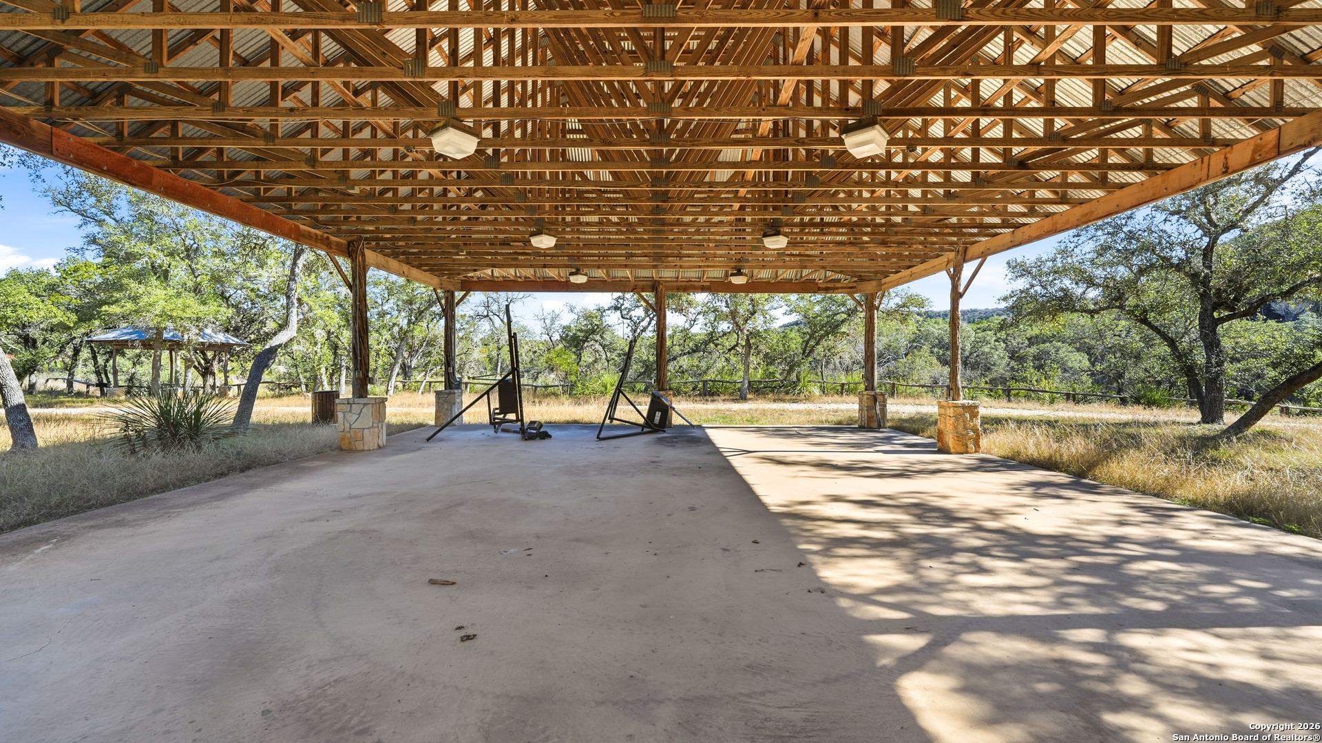 199 Private Road 1730 Mico TX 78056