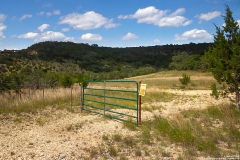 000 Wallace Creek Road Medina TX 78055