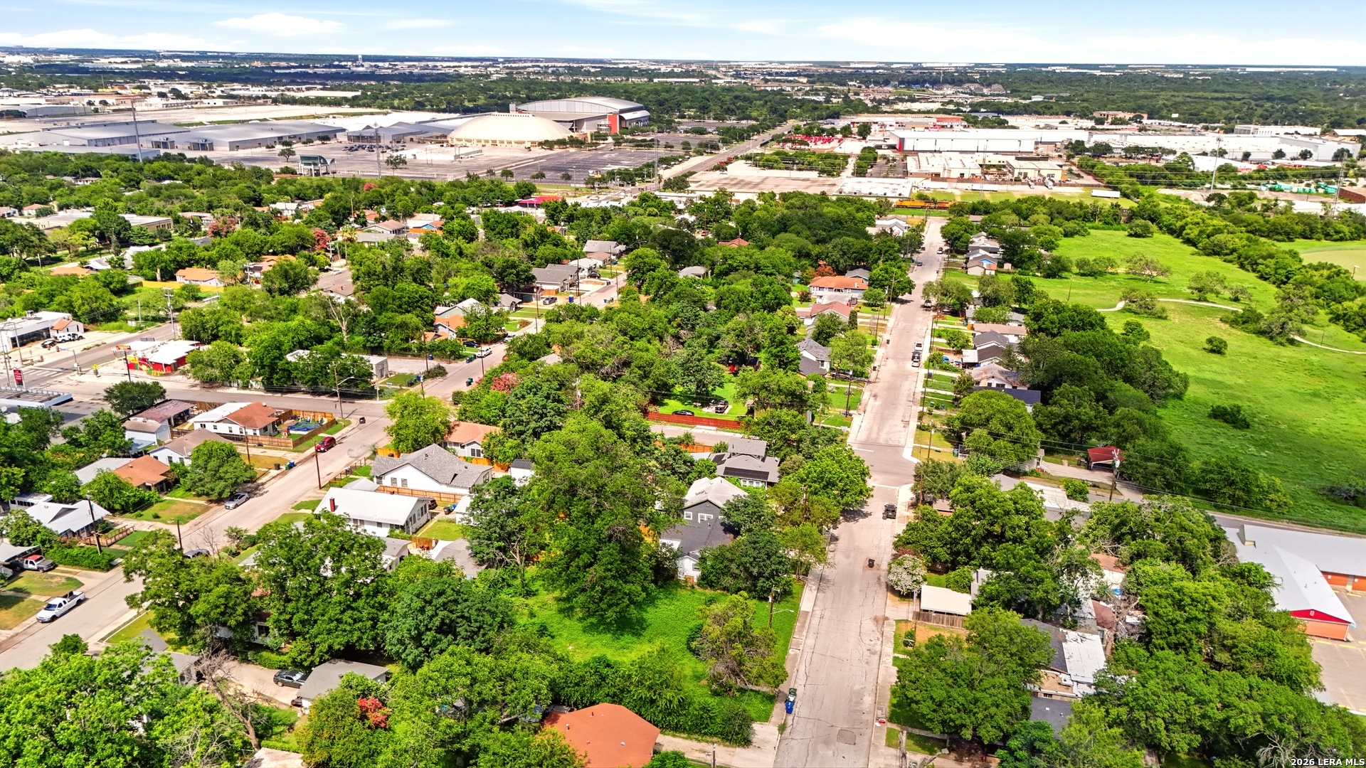 2143 E Crockett Street San Antonio TX 78202