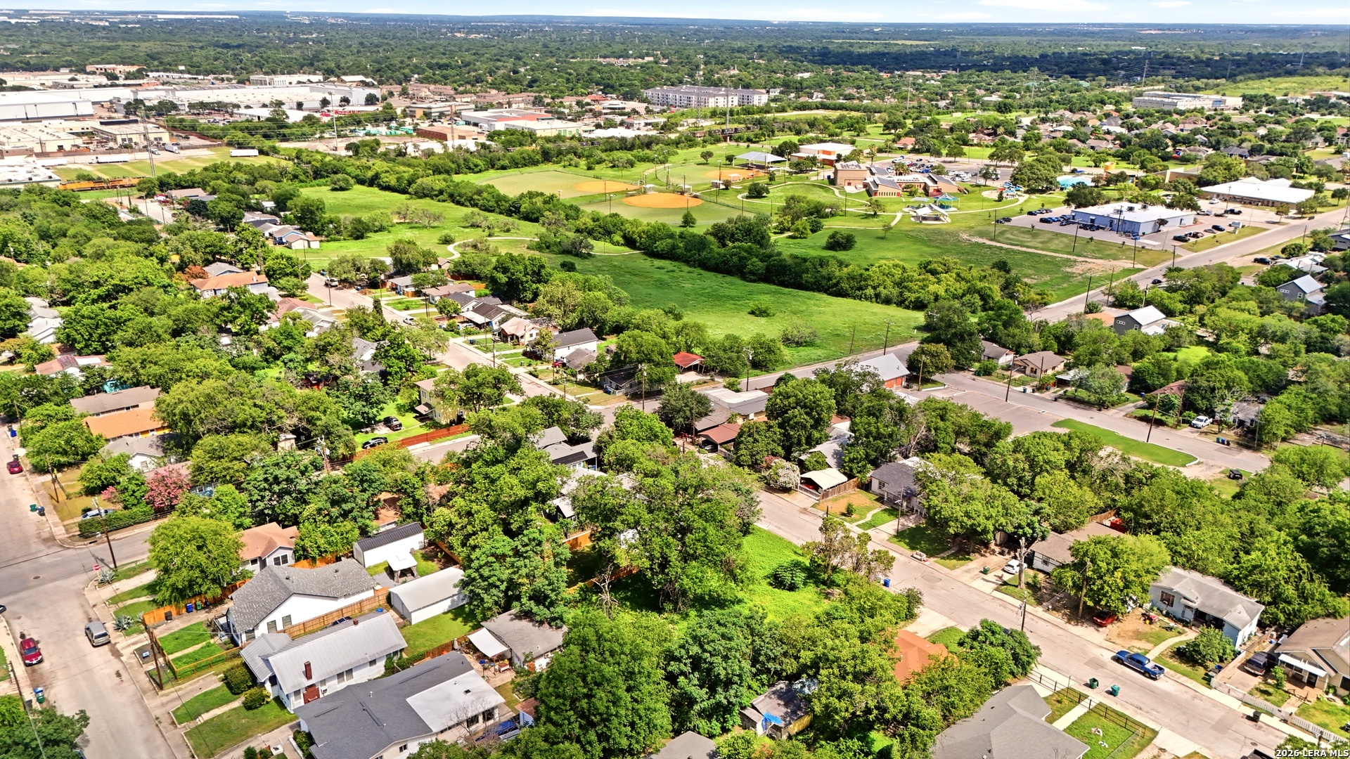 2143 E Crockett Street San Antonio TX 78202