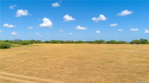 4425 E Us Highway 90 Seguin TX 78155