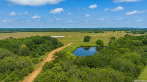 4425 E Us Highway 90 Seguin TX 78155