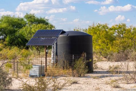 2212 Lausen Del Rio TX 78840